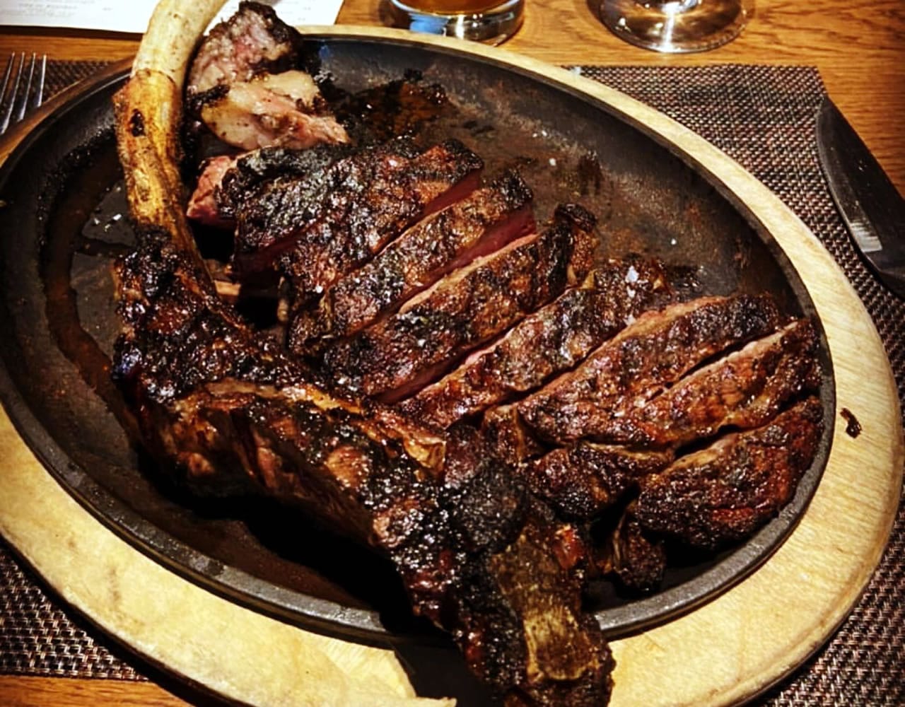 Tomahawk Steak at Oak Steakhouse