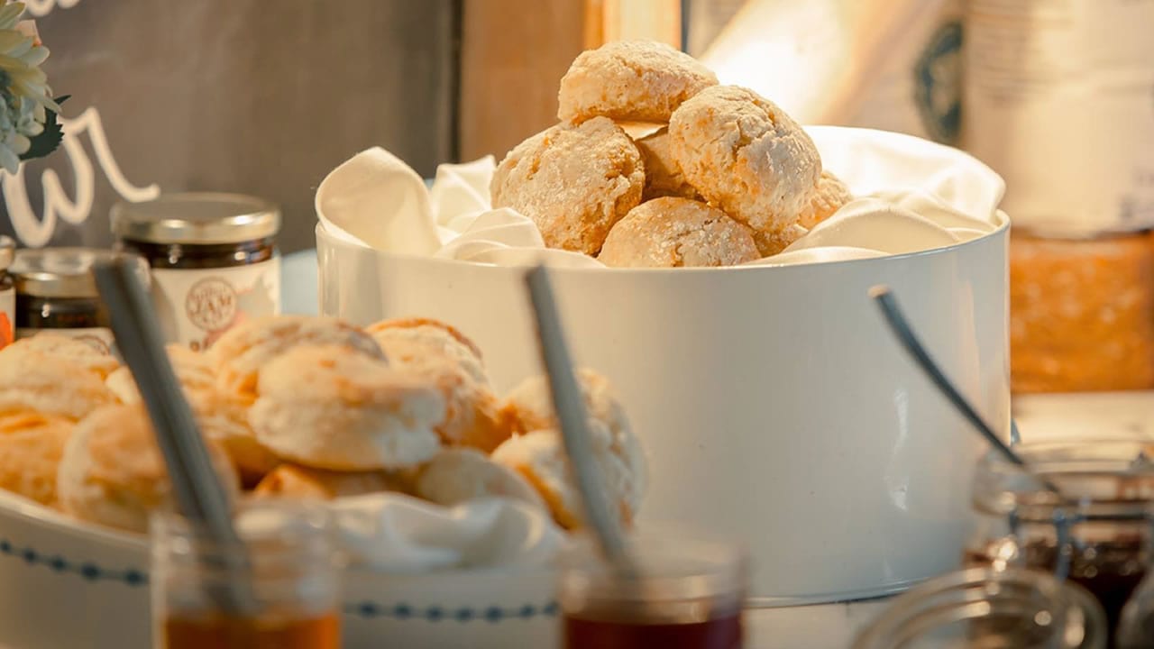 Biscuit Bar at Kitchen Notes in Omni Hotel