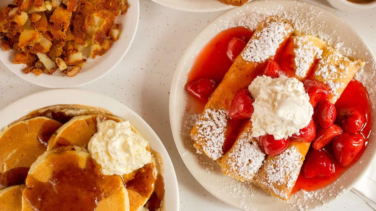 Breakfast at The Pancake Pantry in Nashville